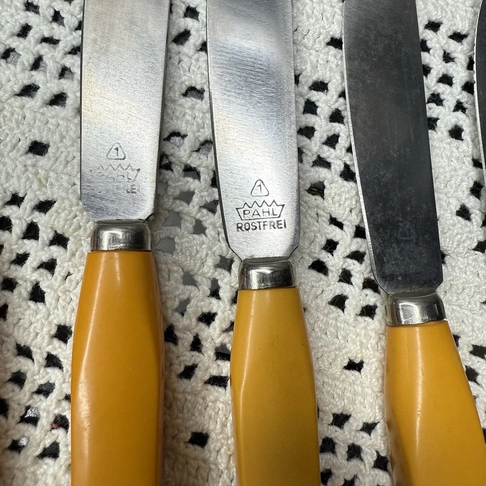 Vintage 1940s Pahl Rostfrei Germany Butterscotch Bakelite Fruit Knives Set of 6